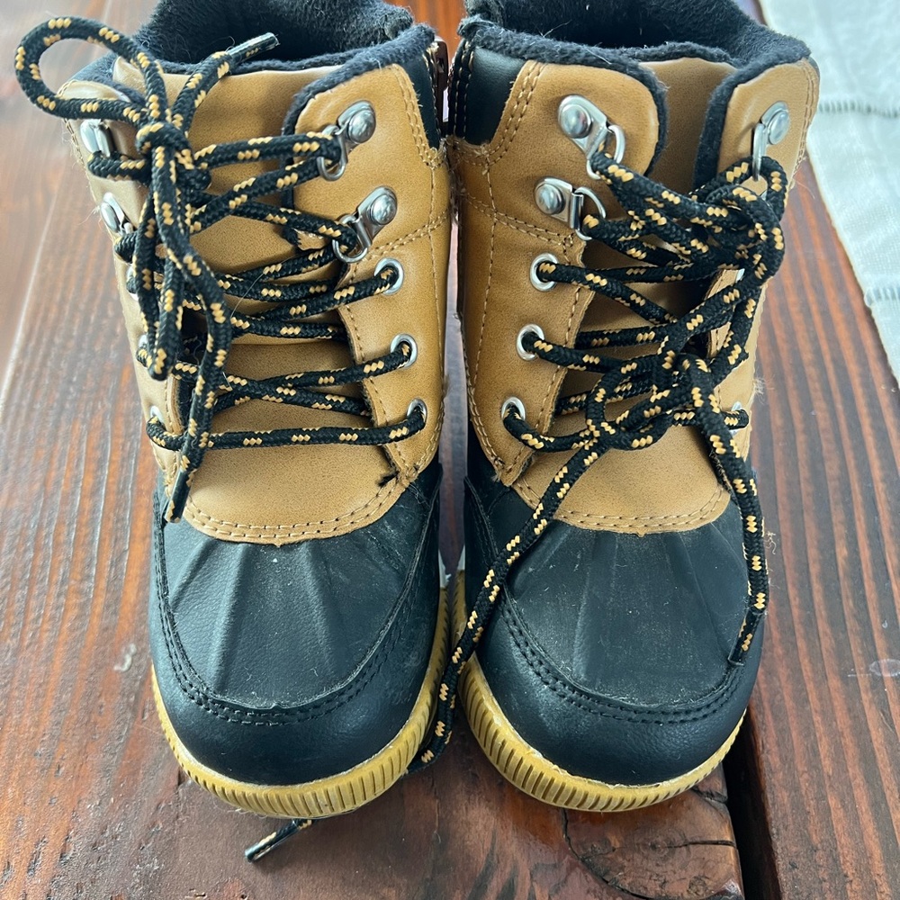 Little kids size 10 boots